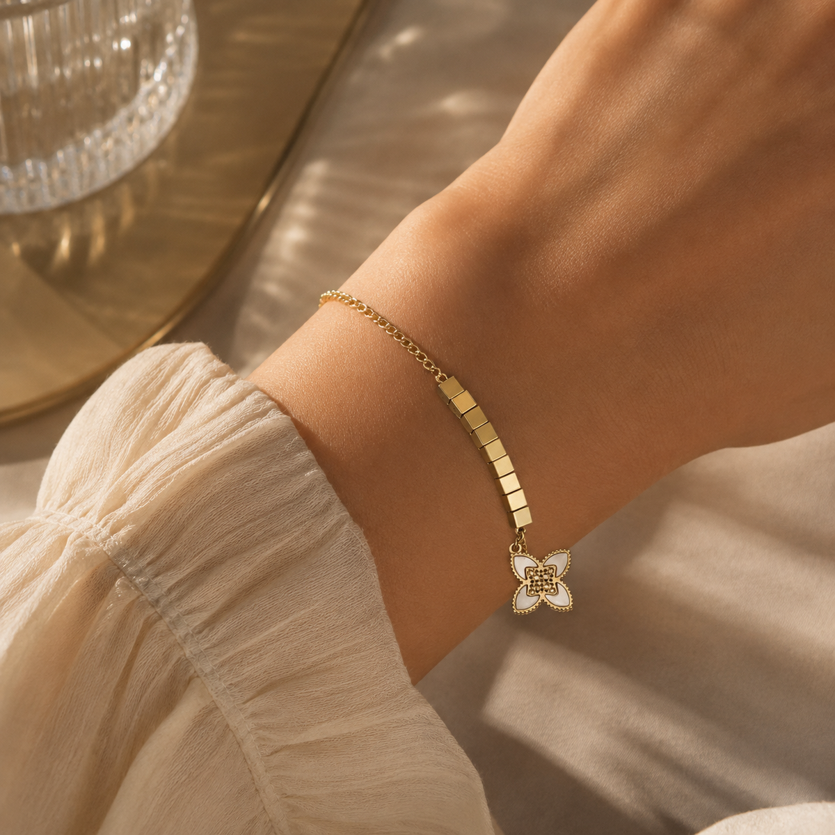 Çelik Bileklik Gold Renk- 316L Paslanmaz Çelik, Suya Dayanıklı ve Uzun Ömürlü